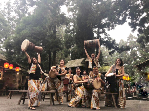 10. 搖搖樂非洲鼓團 Yoyola